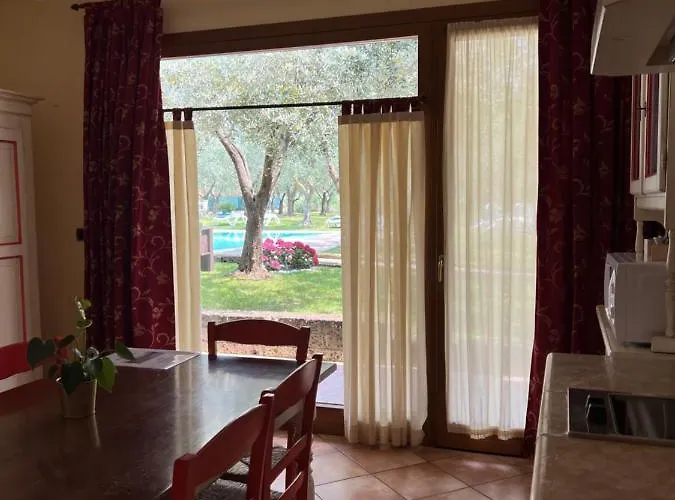 Ulivi Aparthotel Cavaion Veronese